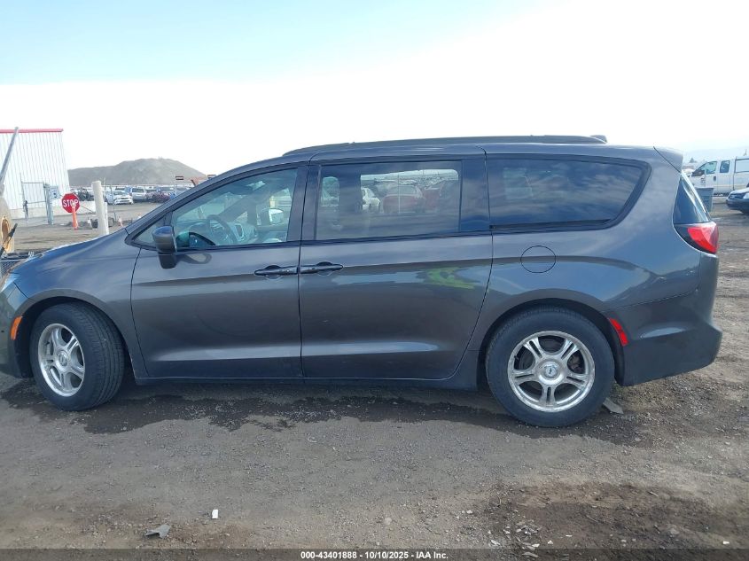 2018 Chrysler Pacifica Touring Plus VIN: 2C4RC1FGXJR228832 Lot: 43401888