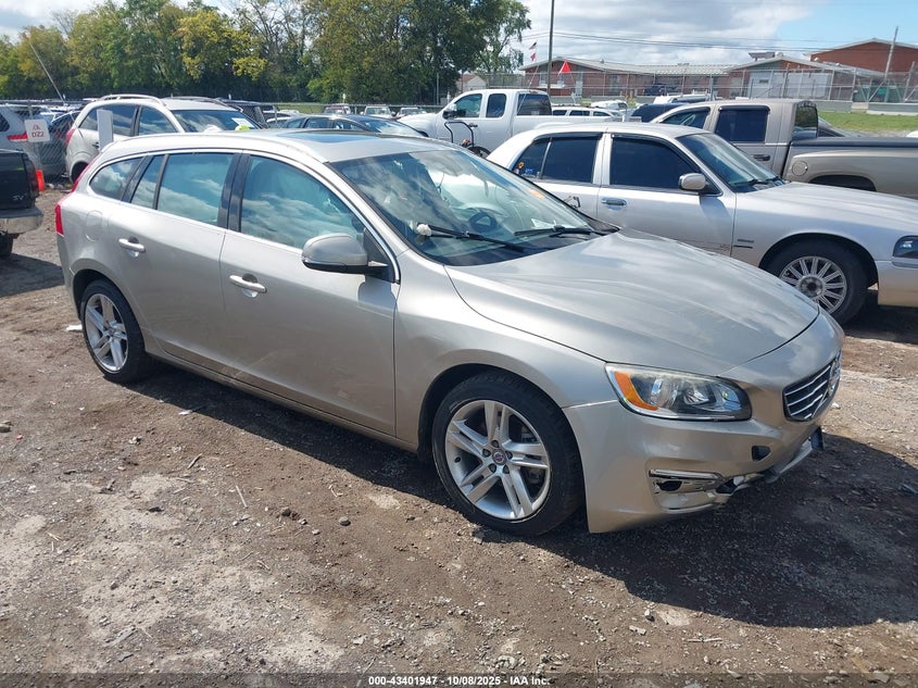 VOLVO V60 T5 PREMIER