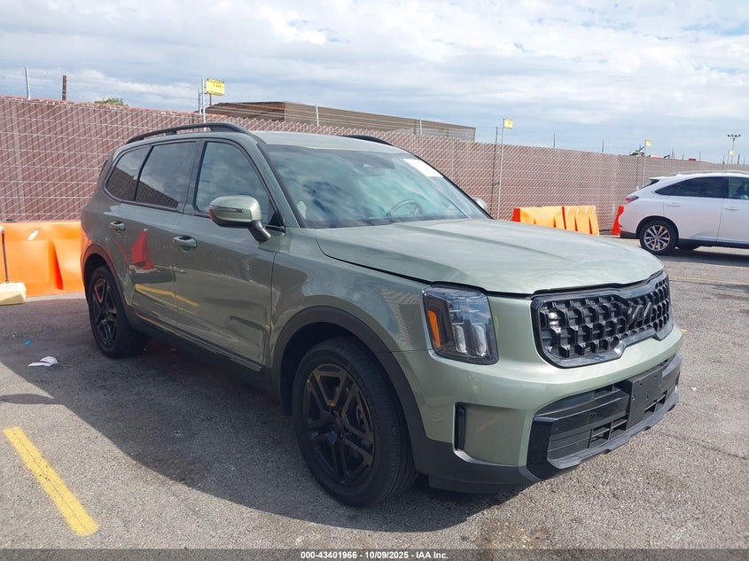 KIA TELLURIDE EX X-LINE