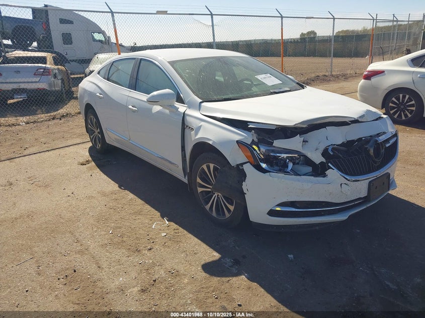 BUICK LACROSSE ESSENCE