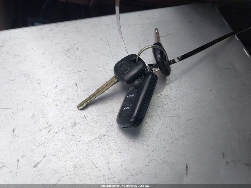 2003 Toyota Sequoia Limited V8 VIN: 5TDZT38AX3S183423 Lot: 43402012