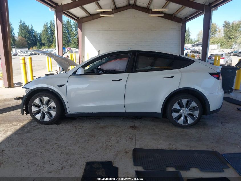 2023 Tesla Model Y Awd/Long Range Dual Motor All-Wheel Drive VIN: 7SAYGDEE9PF805925 Lot: 43402050