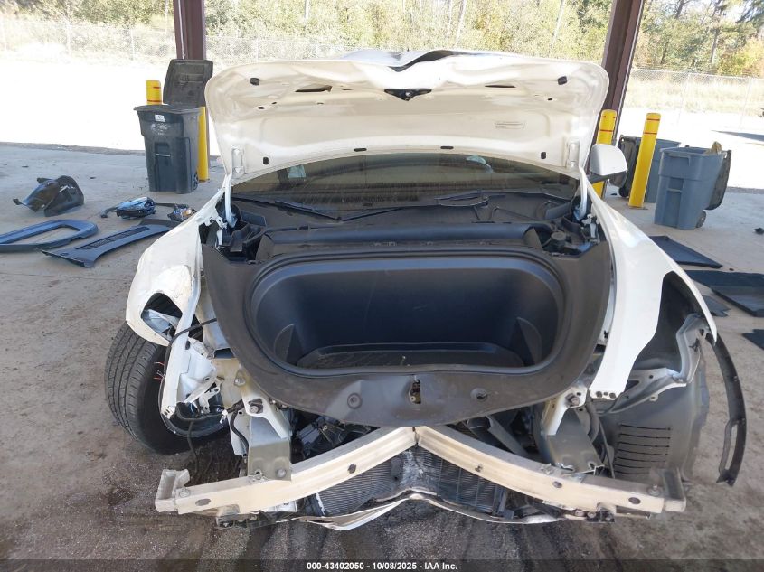 2023 Tesla Model Y Awd/Long Range Dual Motor All-Wheel Drive VIN: 7SAYGDEE9PF805925 Lot: 43402050