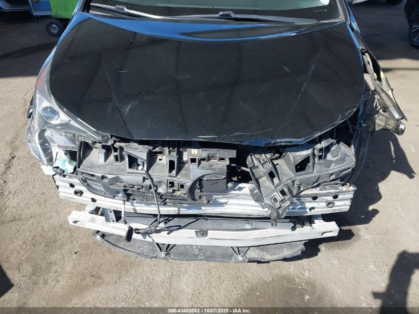 2018 Toyota Prius Two VIN: JTDKBRFU7J3072573 Lot: 43402083