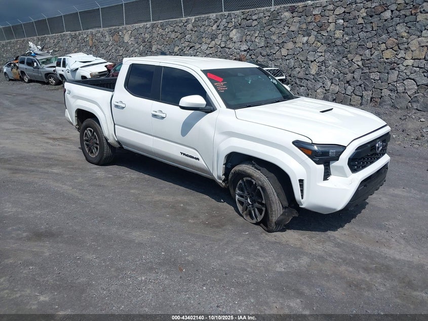 TOYOTA TACOMA SR5 4WD