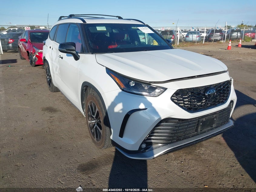 TOYOTA HIGHLANDER XSE