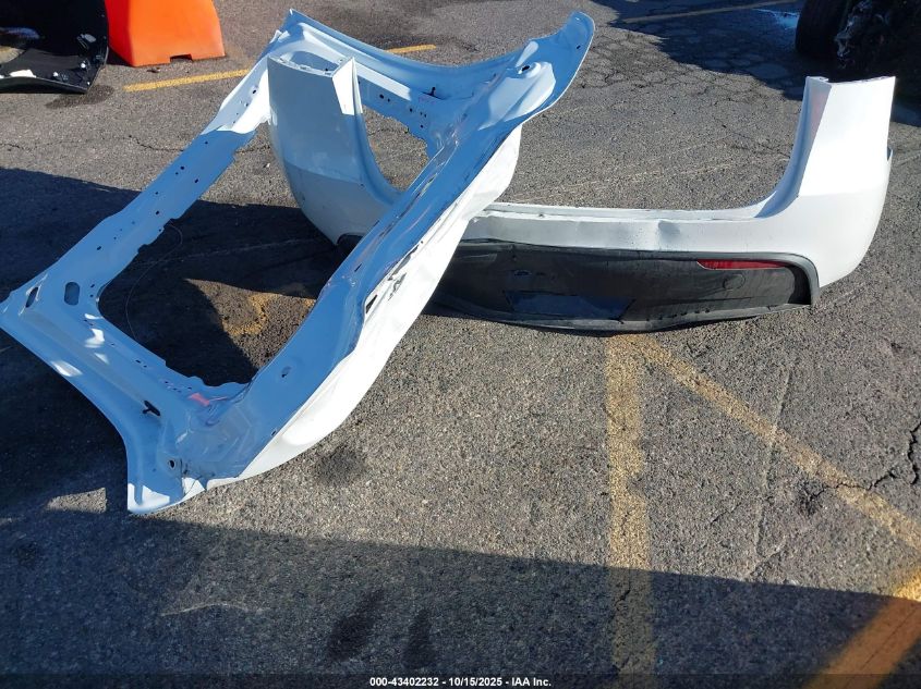 2025 Tesla Model Y Long Range Dual Motor Rear-Wheel Drive VIN: 7SAYGDED2SF219910 Lot: 43402232