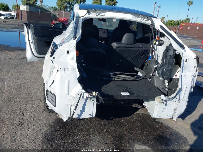 2025 Tesla Model Y Long Range Dual Motor Rear-Wheel Drive VIN: 7SAYGDED2SF219910 Lot: 43402232