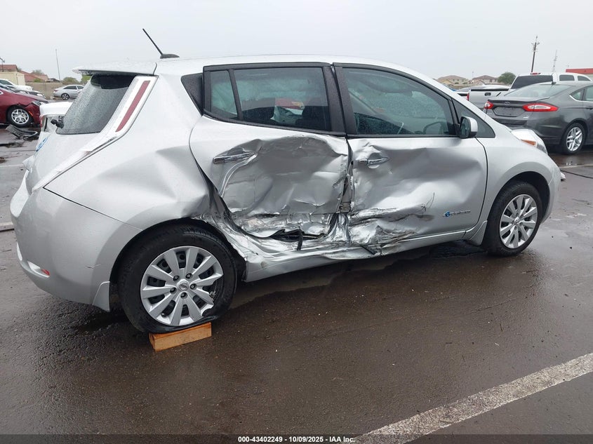 2015 NISSAN LEAF S - 1N4AZ0CPXFC310544