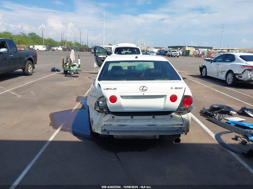 2001 Lexus Is 300 VIN: JTHBD182310009400 Lot: 43402254