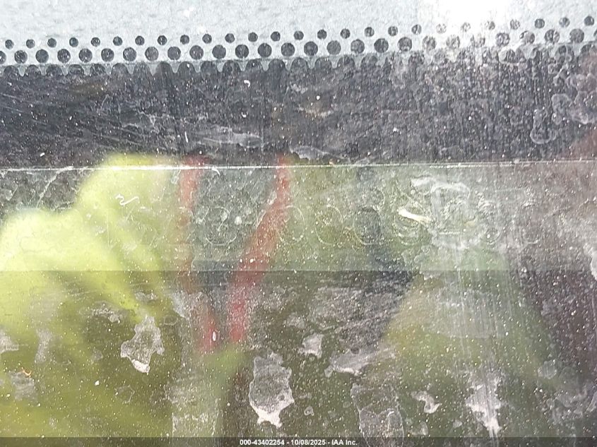 2001 Lexus Is 300 VIN: JTHBD182310009400 Lot: 43402254