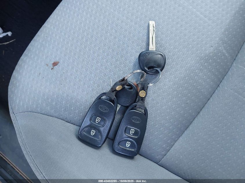 2012 Kia Sorento Lx VIN: 5XYKT3A1XCG265063 Lot: 43402255