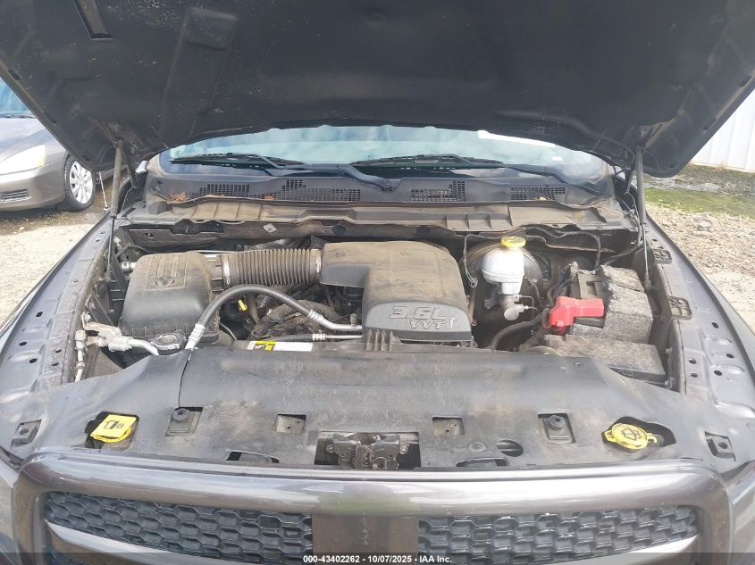 2018 Ram 1500 Express 4X2 5'7 Box VIN: 1C6RR6KG5JS304786 Lot: 43402262