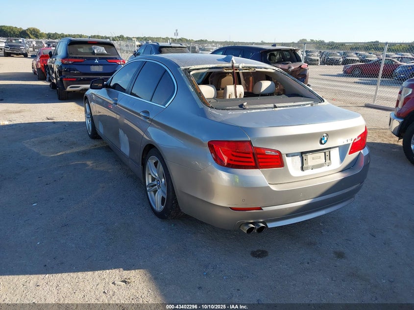 Vin: wbafr1c57bc749597, lot: 43897061, bmw 528i 20113
