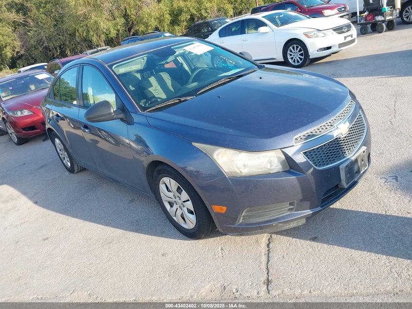 CHEVROLET CRUZE LS AUTO