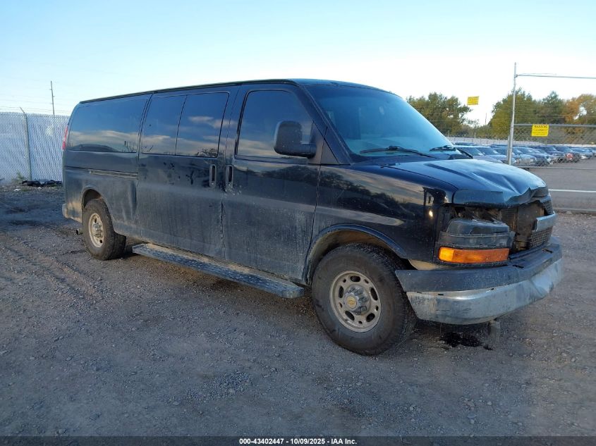 CHEVROLET EXPRESS LT