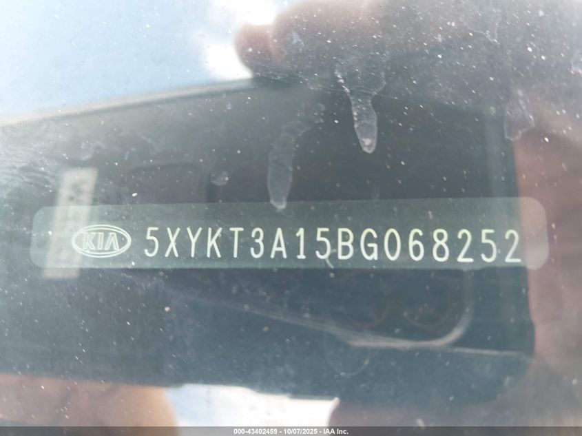 2011 Kia Sorento Lx VIN: 5XYKT3A15BG068252 Lot: 43402459