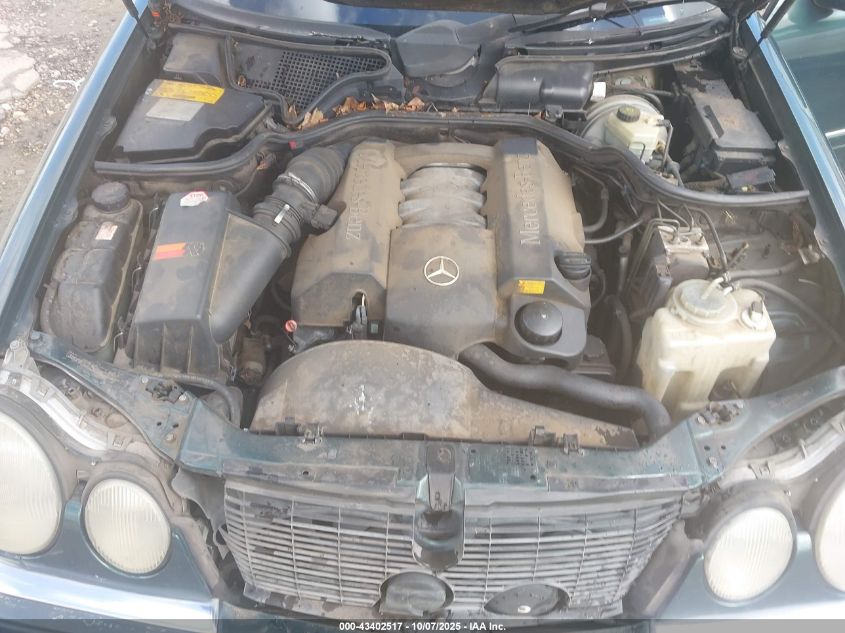 1998 Mercedes-Benz E 320 VIN: WDBJF65F4WA555635 Lot: 43402517