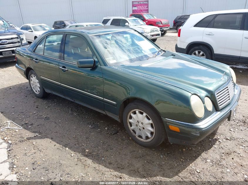 1998 Mercedes-Benz E 320 VIN: WDBJF65F4WA555635 Lot: 43402517