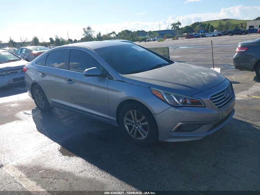 5NPE24AF0FH242356 2015 Hyundai Sonata Se auction photo 1