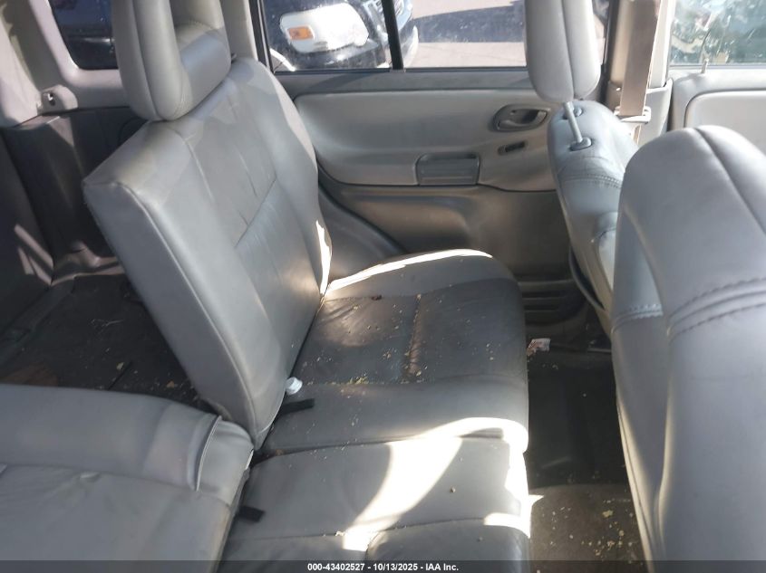 2002 Chevrolet Tracker Hard Top Lt VIN: 2CNBJ634126938635 Lot: 43402527