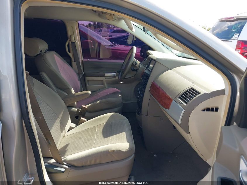 2008 Chrysler Town & Country Touring VIN: 2A8HR54P98R769054 Lot: 43402530