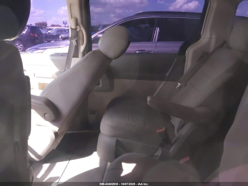 2008 Chrysler Town & Country Touring VIN: 2A8HR54P98R769054 Lot: 43402530