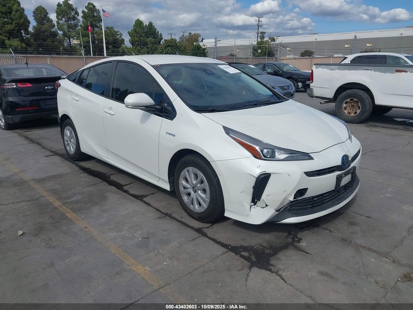 TOYOTA PRIUS LE
