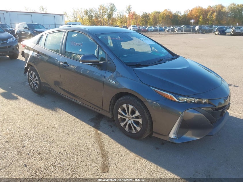 TOYOTA PRIUS PRIME XLE