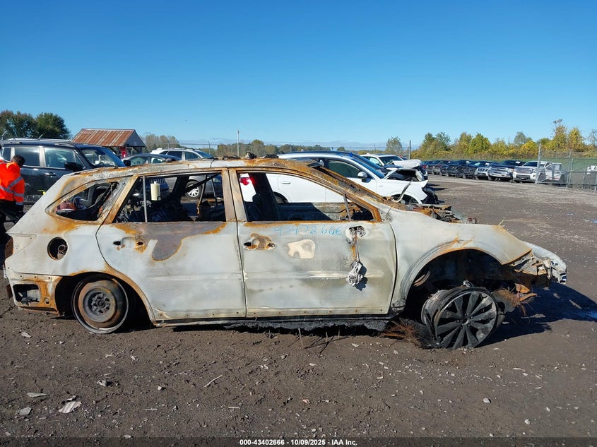 2016 SUBARU OUTBACK 2.5I LIMITED 4S4BSANC2G3227142