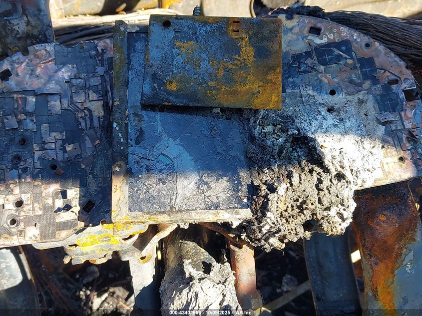 2016 SUBARU OUTBACK 2.5I LIMITED 4S4BSANC2G3227142