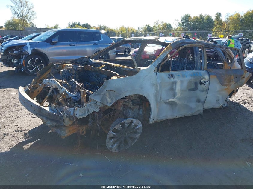 2016 SUBARU OUTBACK 2.5I LIMITED 4S4BSANC2G3227142