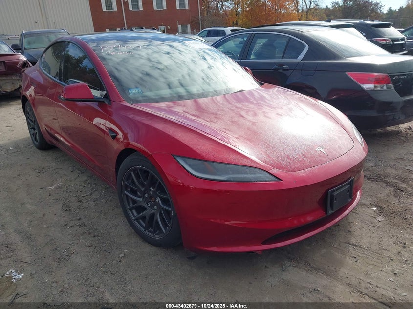 TESLA MODEL 3 LONG RANGE ALL-WHEEL DRIVE