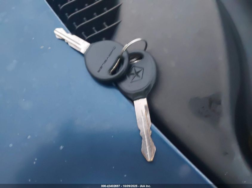 2001 Chrysler Town & Country Lx VIN: 2C8GP44G51R108337 Lot: 43402697