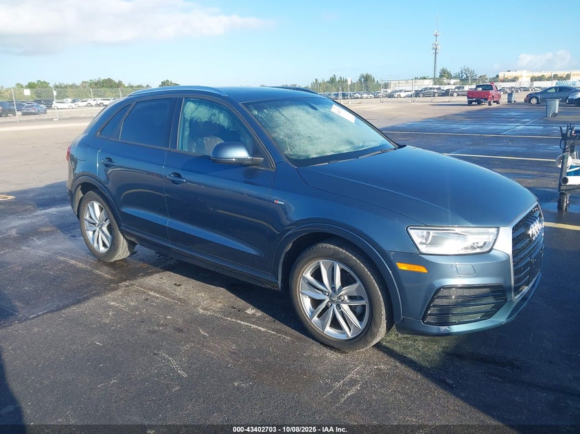 AUDI Q3 2.0T PREMIUM/2.0T SPORT PREMIUM