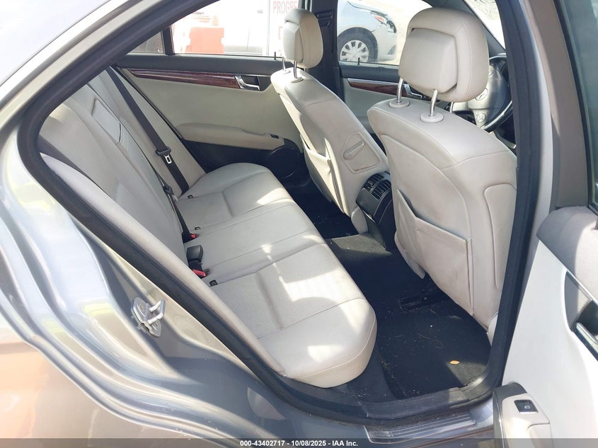 2009 Mercedes-Benz C 300 Luxury/Sport VIN: WDDGF54X89F276363 Lot: 43402717