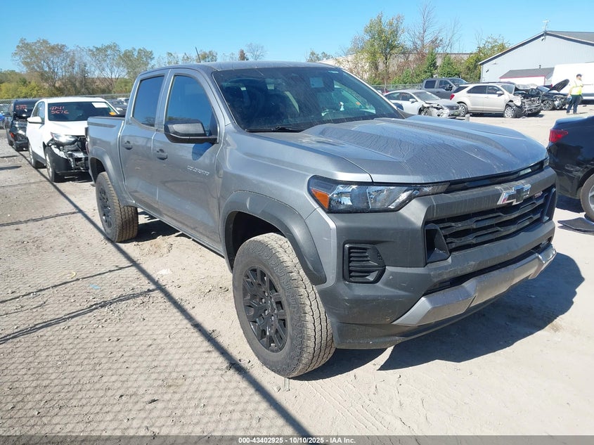 CHEVROLET COLORADO 4WD TRAIL BOSS