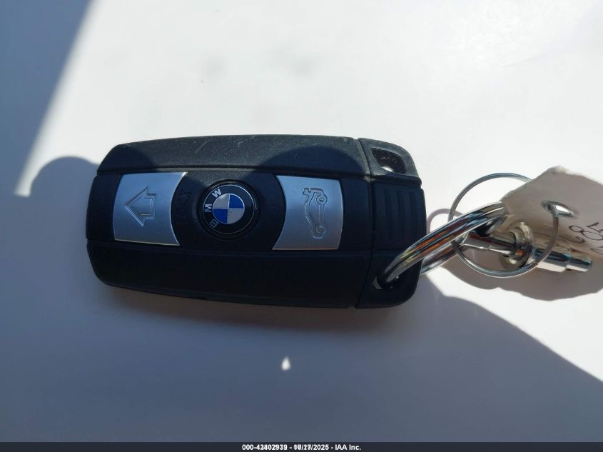 2007 BMW 328I VIN: WBAVA33547KX81550 Lot: 43402939