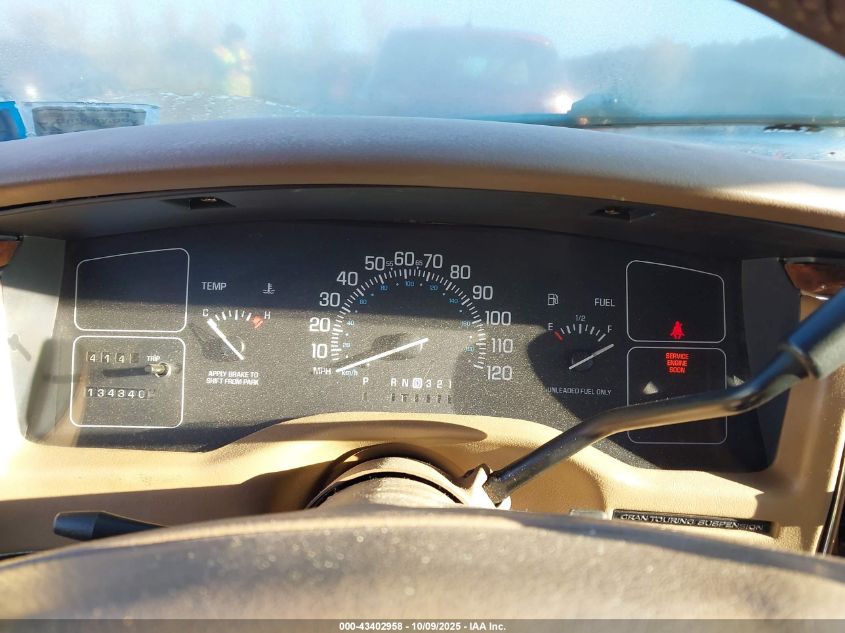 1995 Buick Roadmaster Estate VIN: 1G4BR82P3SR423110 Lot: 43402958