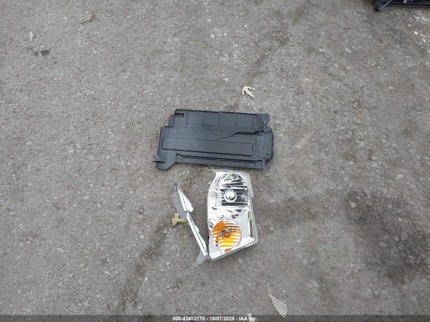 2010 Toyota Yaris VIN: JTDKT4K38A5303238 Lot: 43403178