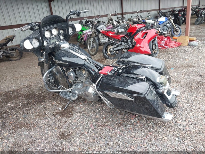 2006 HARLEY-DAVIDSON FLHXI 1HD1KBW146Y689687