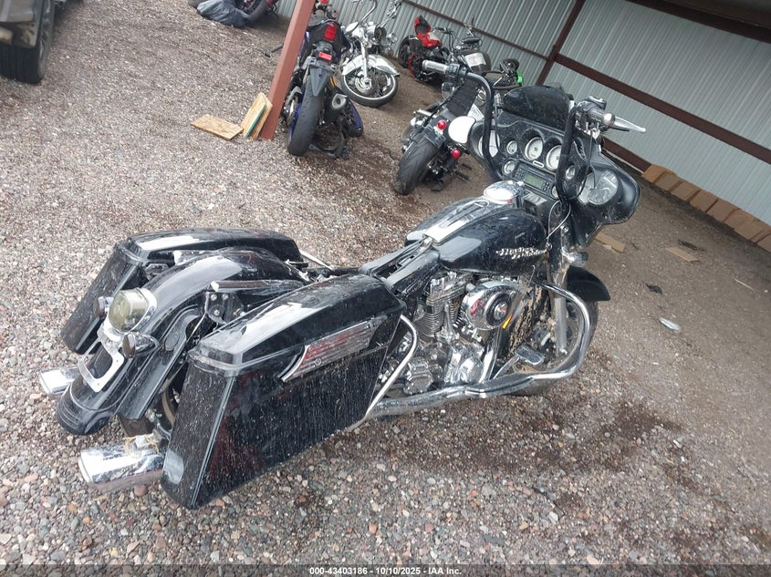 2006 HARLEY-DAVIDSON FLHXI 1HD1KBW146Y689687