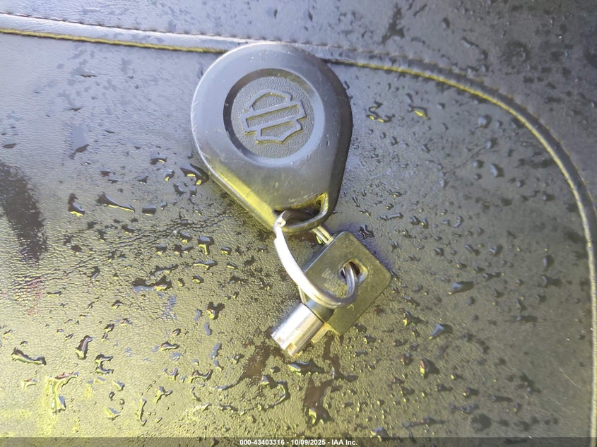 2012 Harley-Davidson Flhtcu Ultra Classic Electra Gld VIN: 1HD1FCM19CB642635 Lot: 43403316