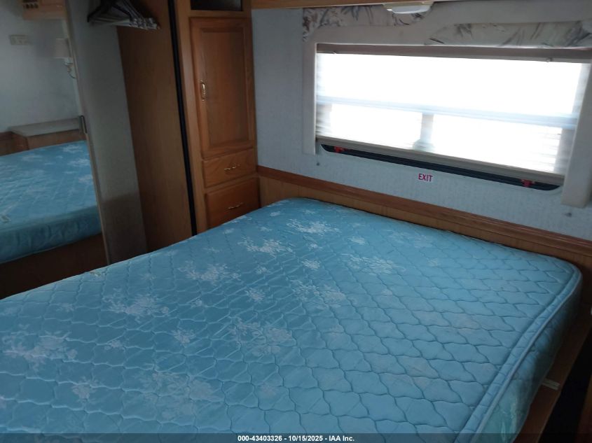 1995 Ford F530 Super Duty VIN: 3FCMF53G1SJA14190 Lot: 43403326