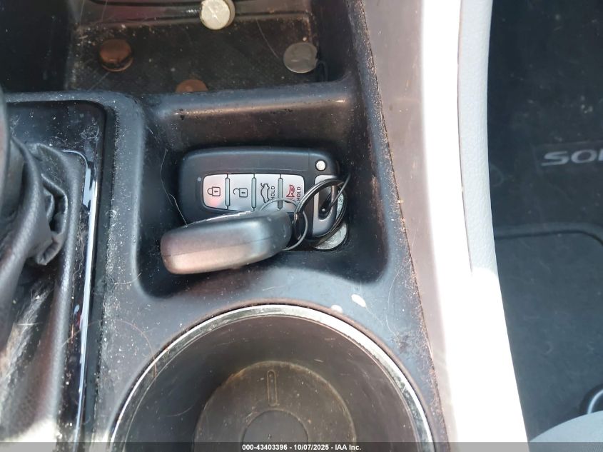 2011 Hyundai Sonata Hybrid VIN: KMHEC4A47BA004772 Lot: 43403396