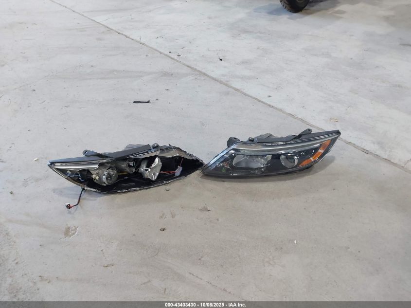 2015 Kia Optima Ex VIN: 5XXGN4A76FG415625 Lot: 43403430