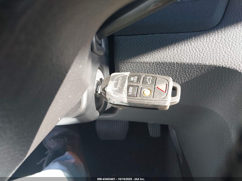 2008 Volvo S60 2.5T VIN: YV1RS592782691136 Lot: 43403481