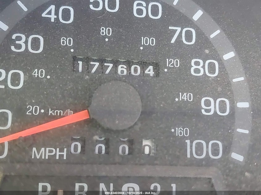 1997 Ford Econoline E350 Super Duty VIN: 1FBJS31L9VHA39238 Lot: 43403504