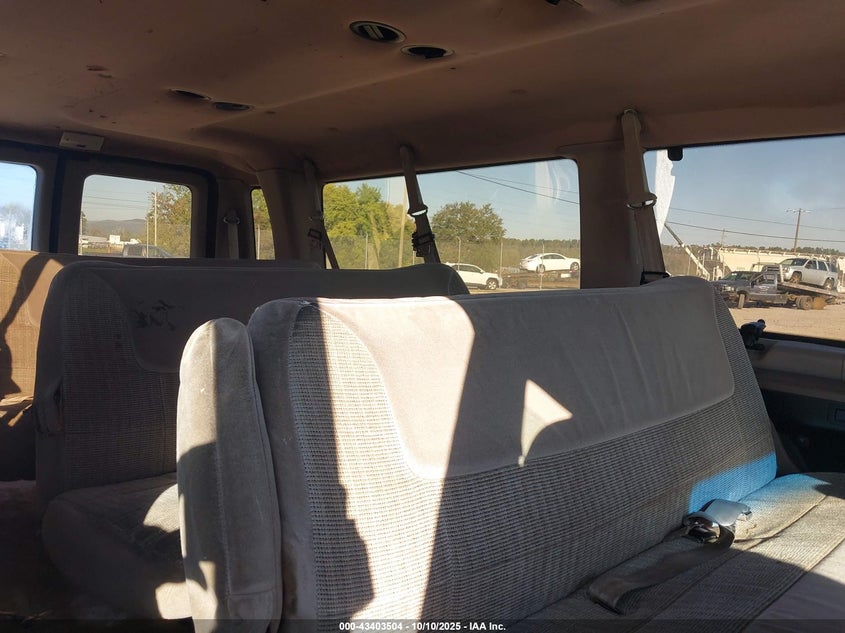 1997 Ford Econoline E350 Super Duty VIN: 1FBJS31L9VHA39238 Lot: 43403504
