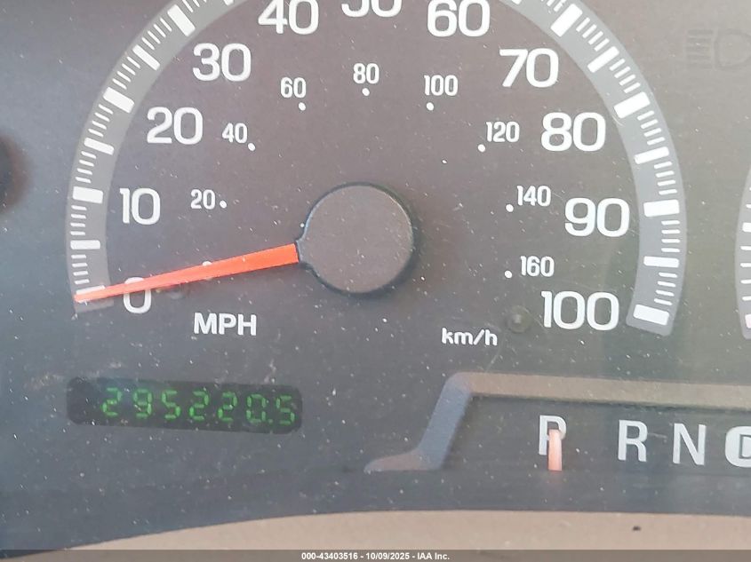 1999 Ford Expedition Eddie Bauer/Xlt VIN: 1FMPU18L1XLC23546 Lot: 43403516